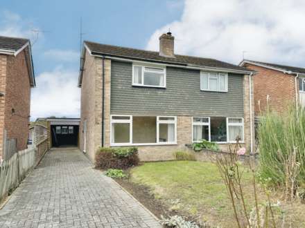 Blacklands Road, Benson