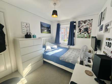 Yew Tree Crescent, Didcot, Image 10