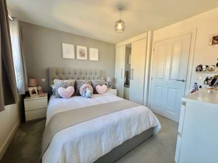 Yew Tree Crescent, Didcot, Image 7