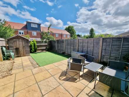 Roger Croft Drive, Thatcham, Image 11