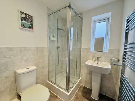 Roger Croft Drive, Thatcham, Image 8