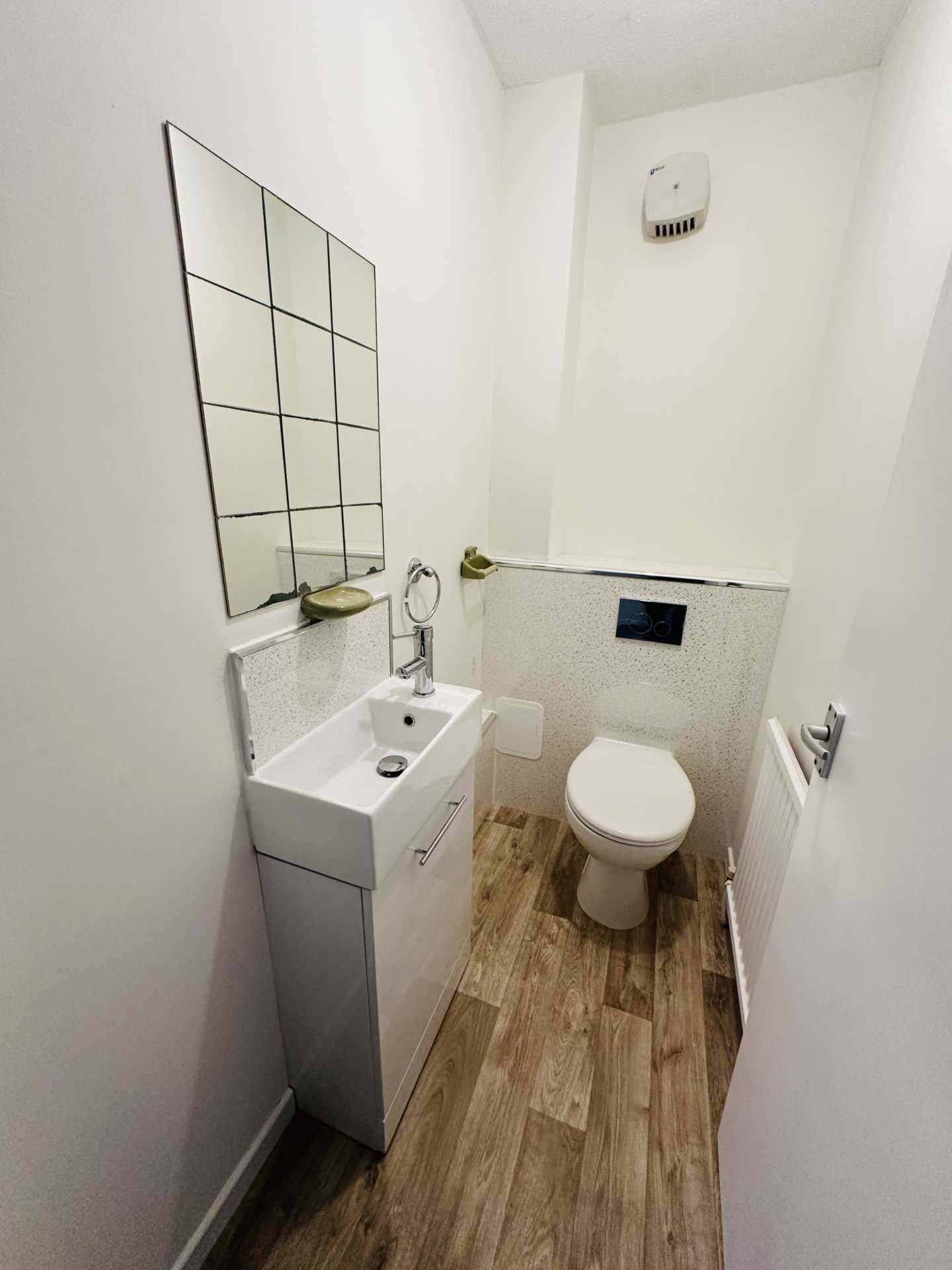 Sovereign Close, Didcot, Image 6