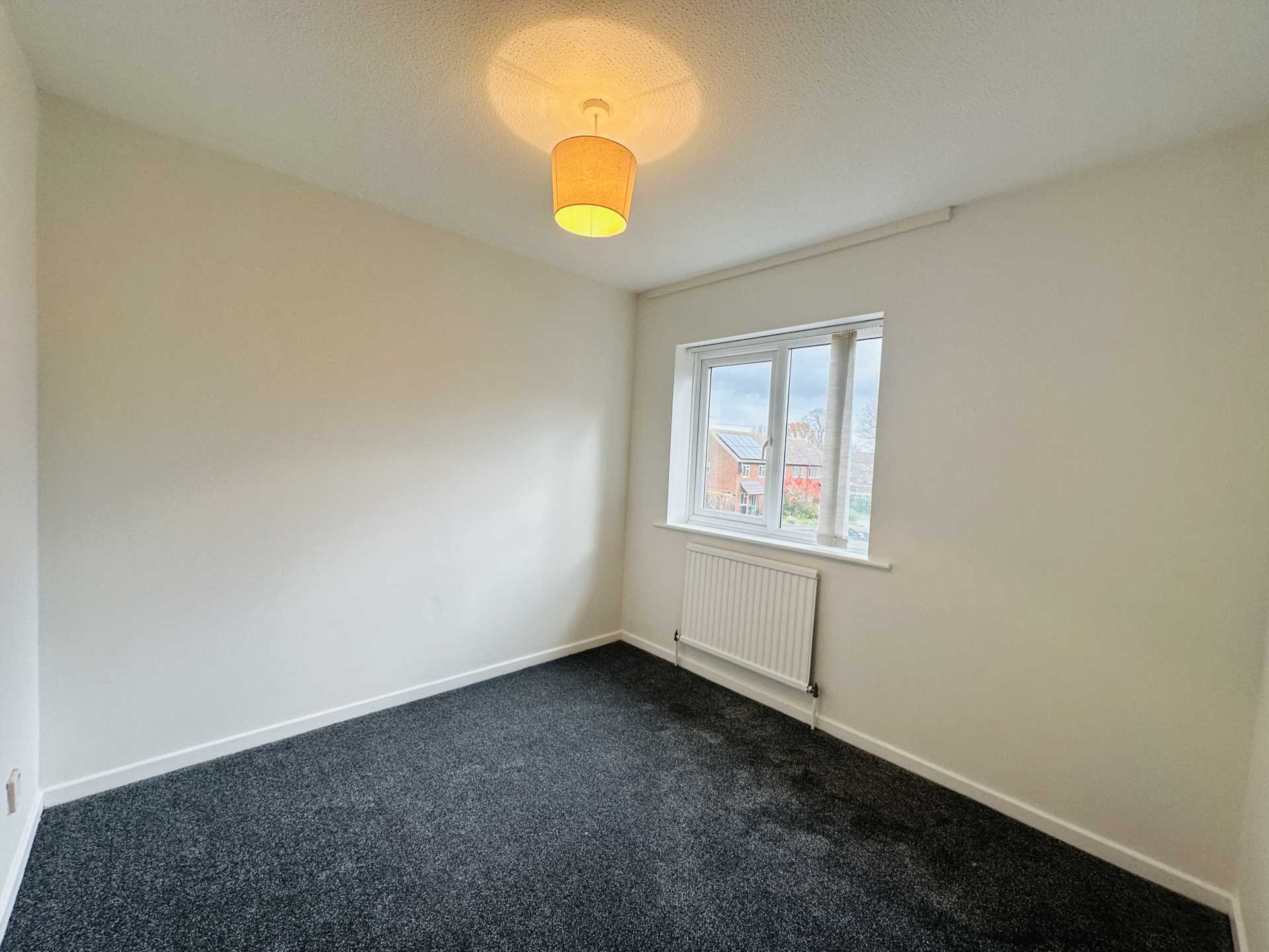 Sovereign Close, Didcot, Image 7