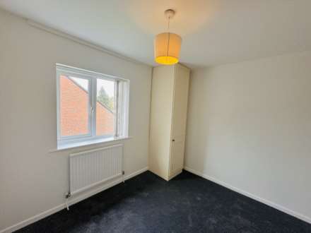 Sovereign Close, Didcot, Image 8
