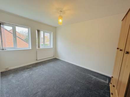 Sovereign Close, Didcot, Image 9