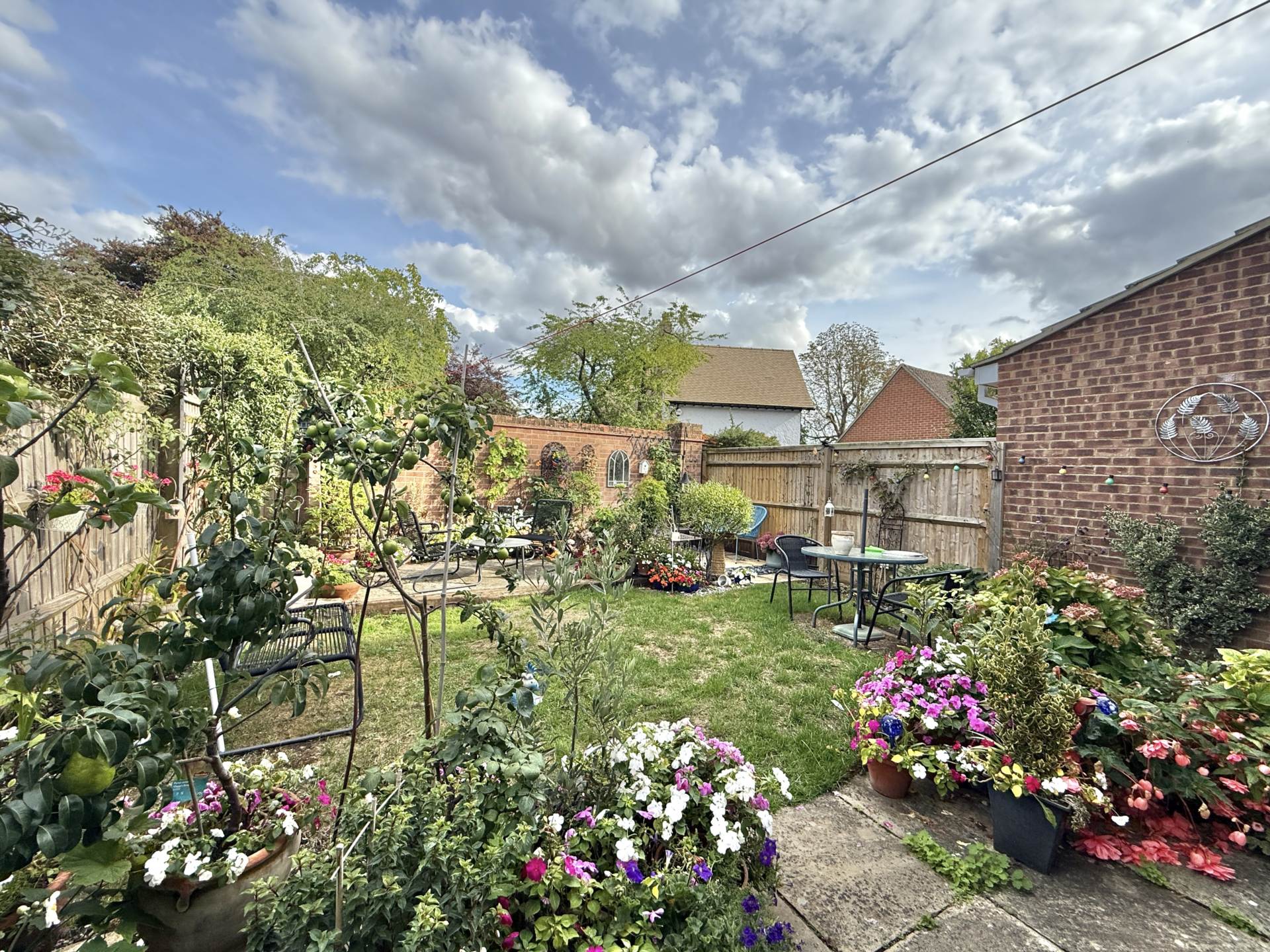 Queens Avenue, Oxfordshire, Image 8