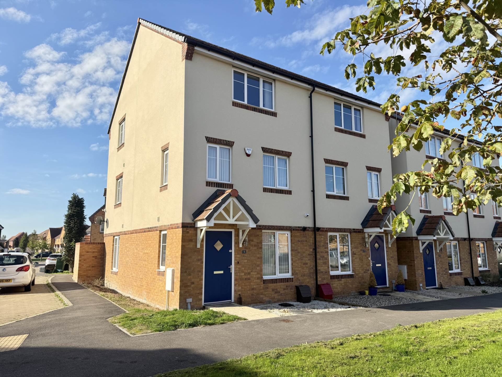 Fen Violet Drive, Didcot, Image 1