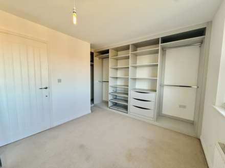 Fen Violet Drive, Didcot, Image 5