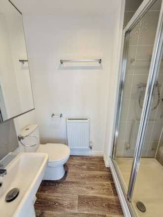 Fen Violet Drive, Didcot, Image 9
