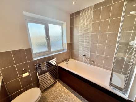 Churchill Close, Didcot, Image 11