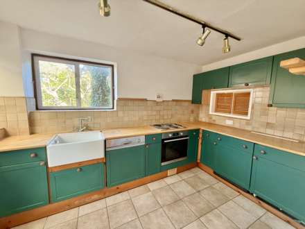 Churchill Close, Didcot, Image 4