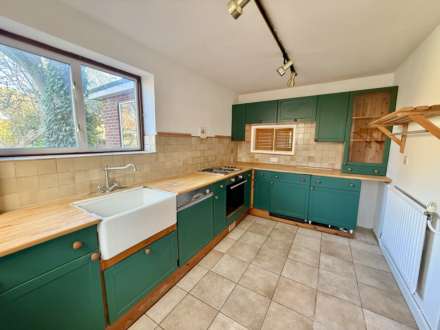 Churchill Close, Didcot, Image 5