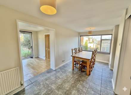 Churchill Close, Didcot, Image 7