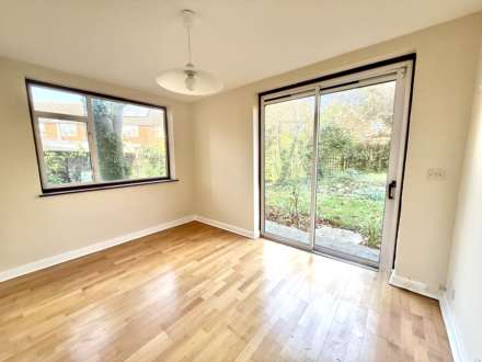 Churchill Close, Didcot, Image 8