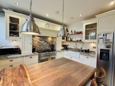 Ridgeway Court, Cholsey, Image 2