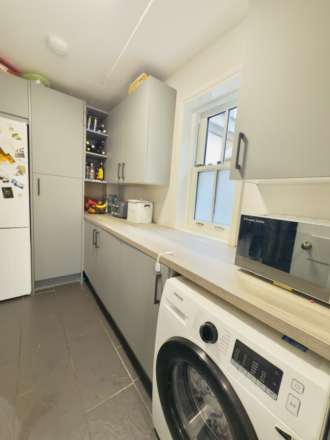 St. Johns Road, Wallingford, Image 9