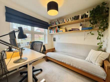 Nelson Close, Oxfordshire, Image 14