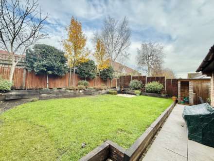 Nelson Close, Oxfordshire, Image 17