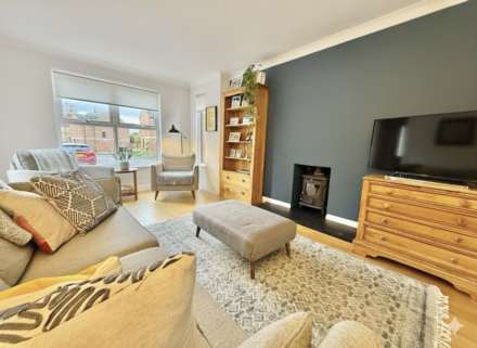 Nelson Close, Oxfordshire, Image 3