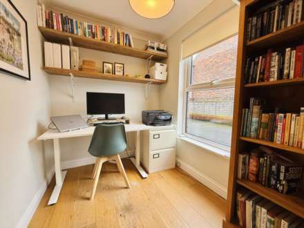 Nelson Close, Oxfordshire, Image 9