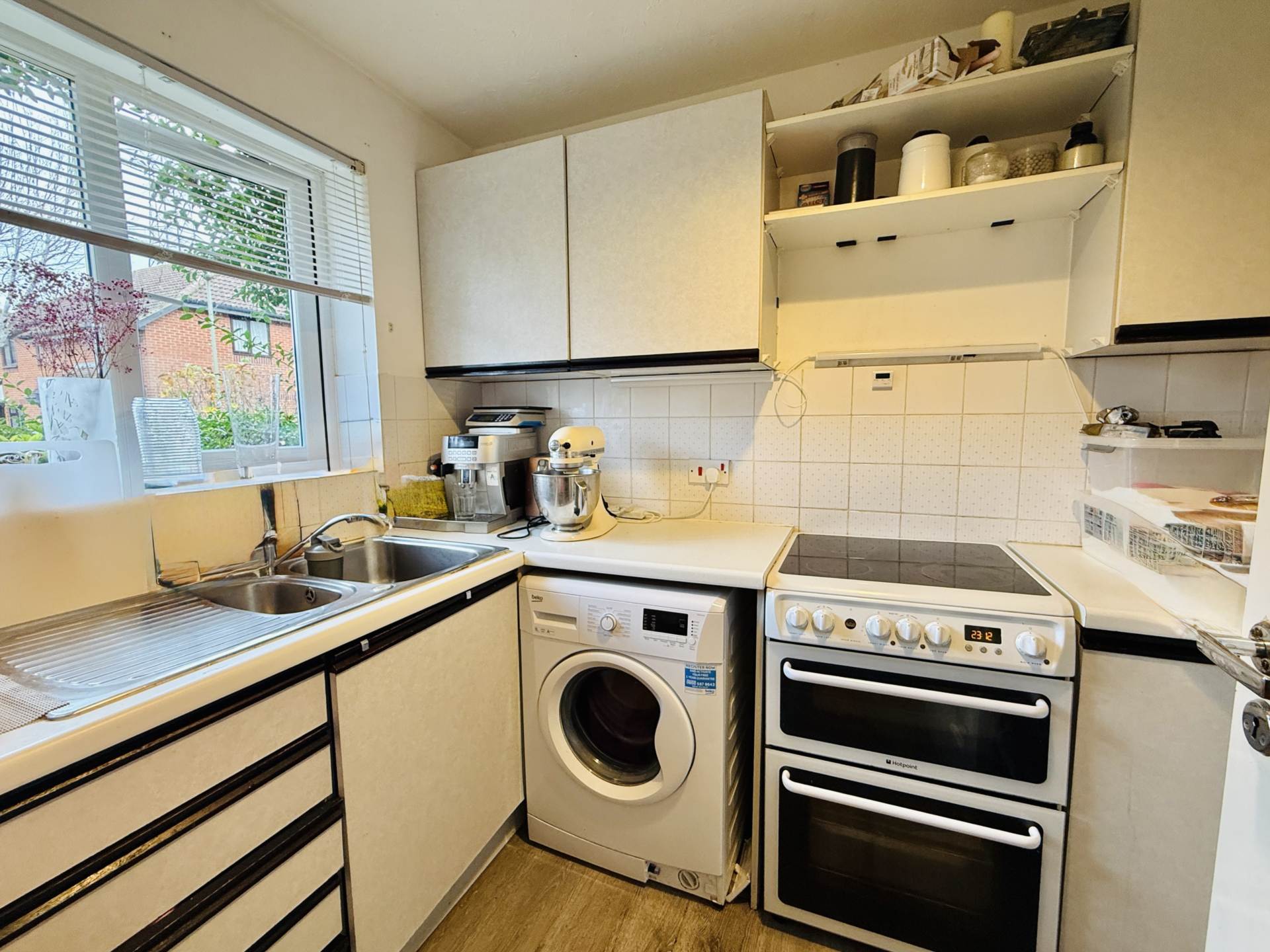 Mansfield Gardens, Didcot, Image 2