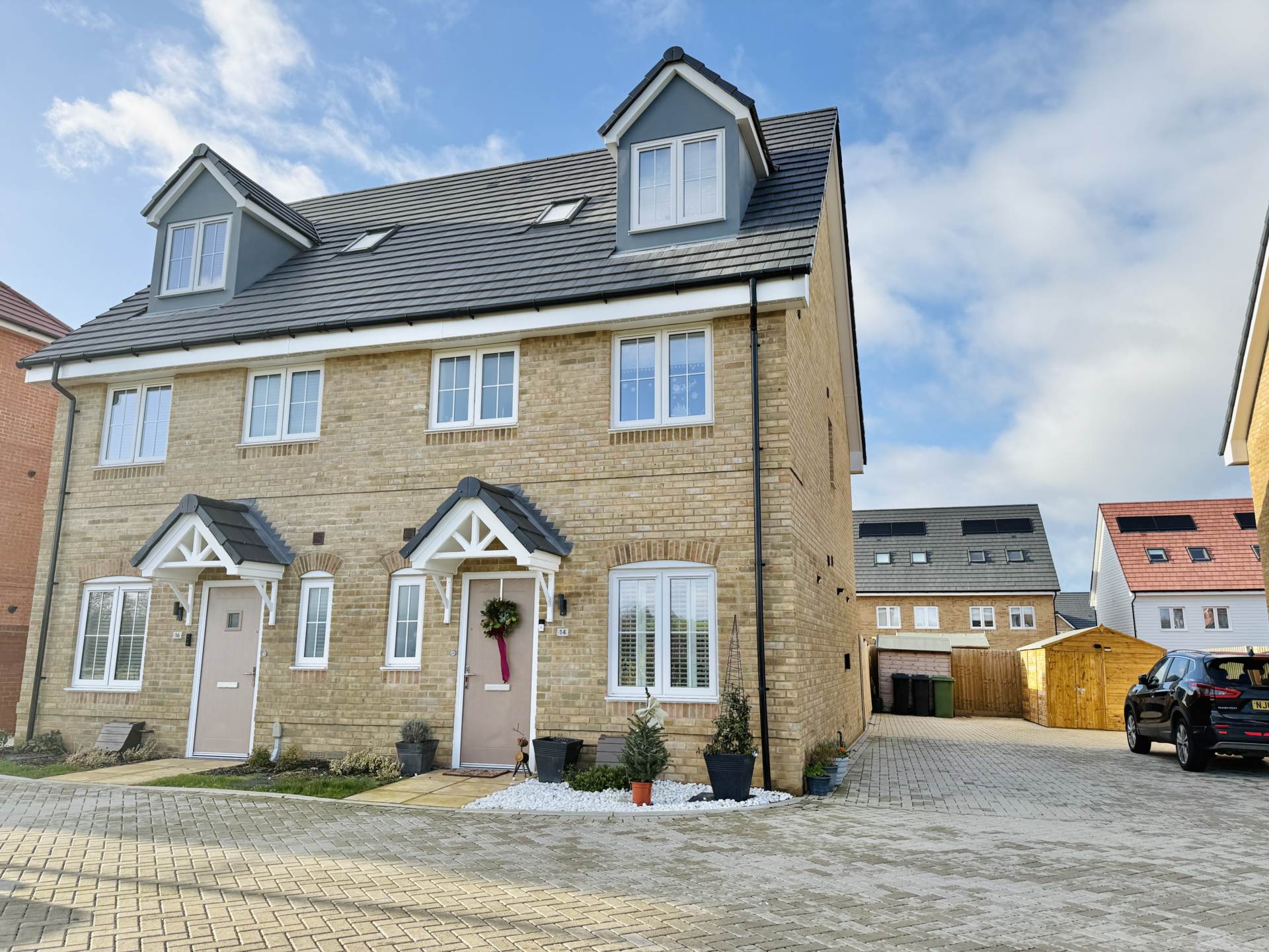 Ladyside Pike, Didcot, Image 1