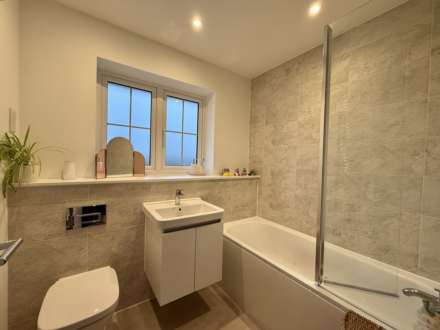 Ladyside Pike, Didcot, Image 9