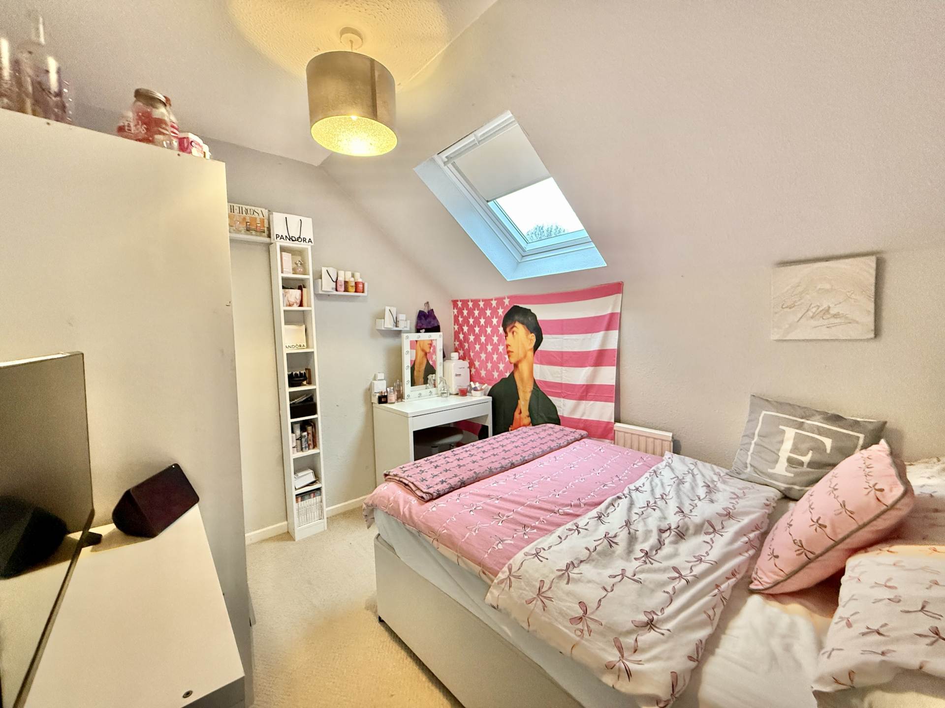 Windsor Close, Oxfordshire, Image 10