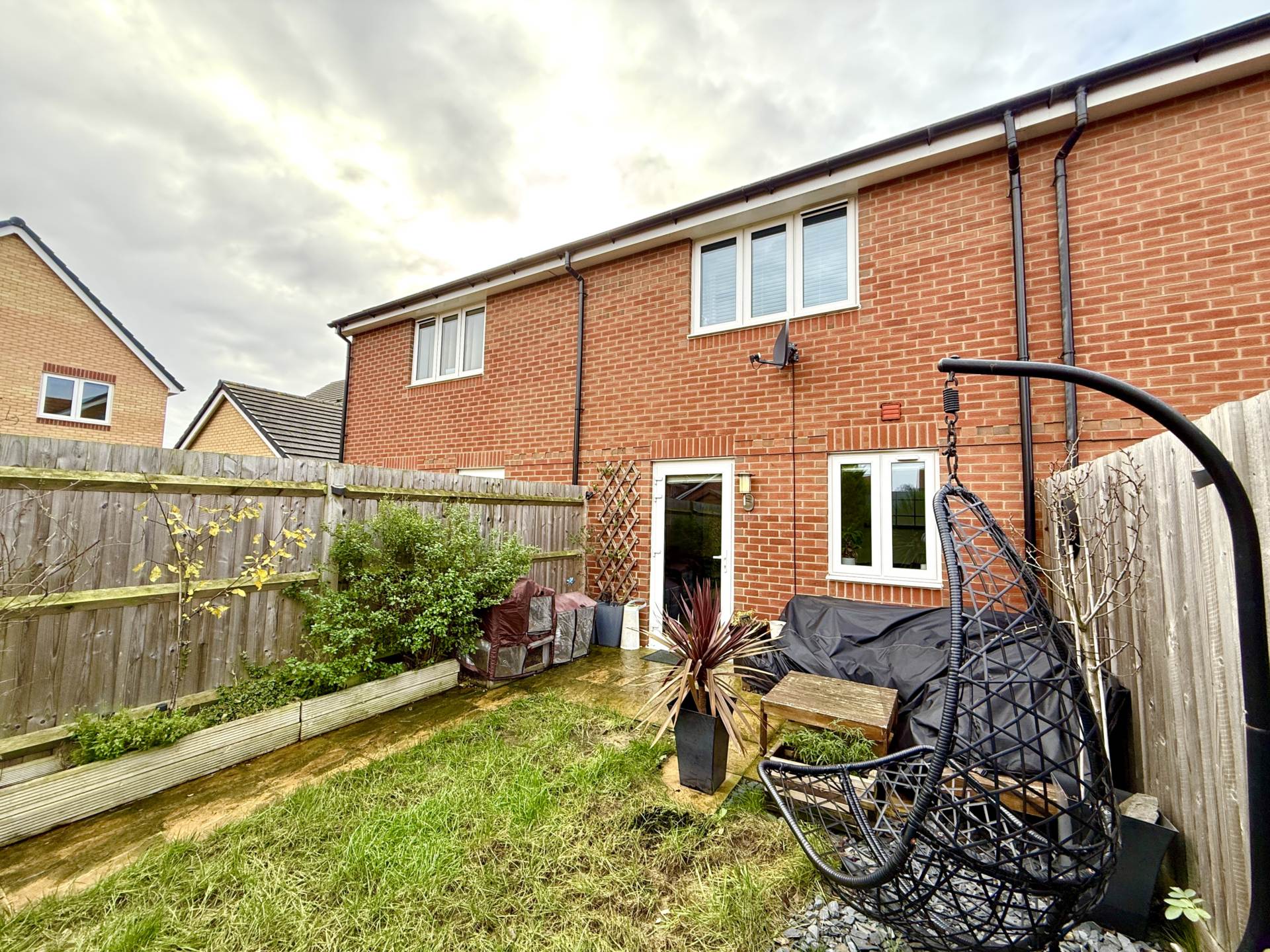 Sundew Close, Image 12