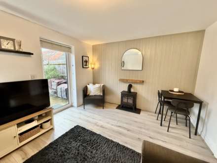 Sundew Close, Image 5