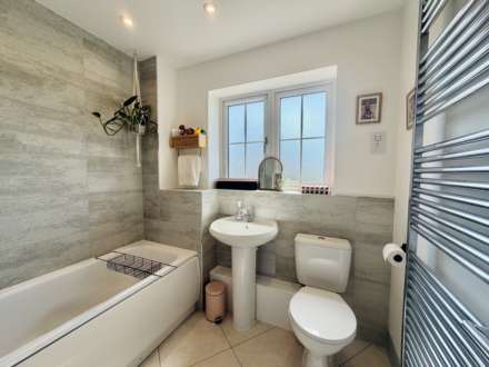Kings Close, Benson, Image 8