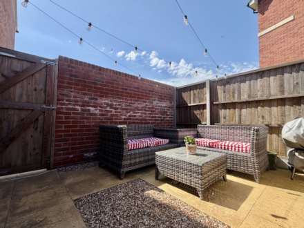 Kings Close, Benson, Image 9