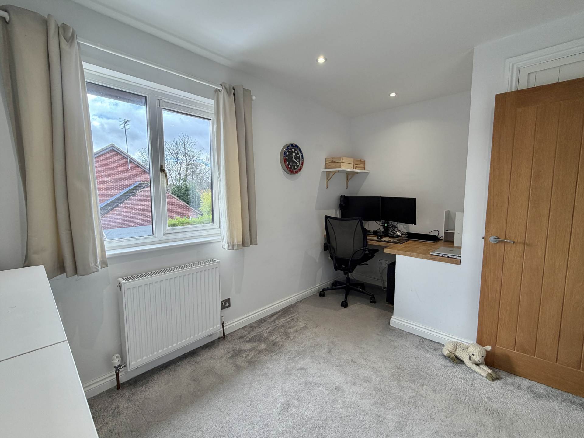 Magdalen Court, Didcot, Image 5