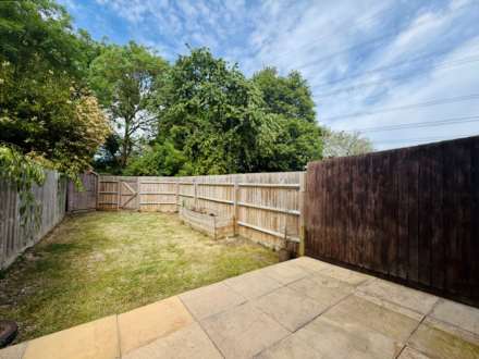 Magdalen Court, Didcot, Image 8