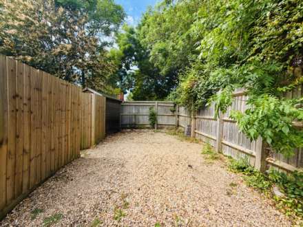 Magdalen Court, Didcot, Image 9