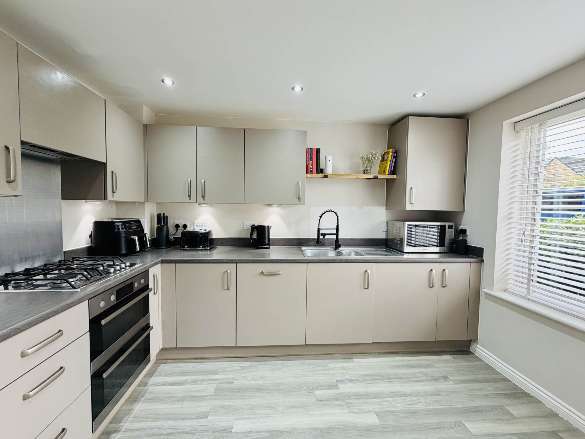 Hill Mead, Harwell, Image 2