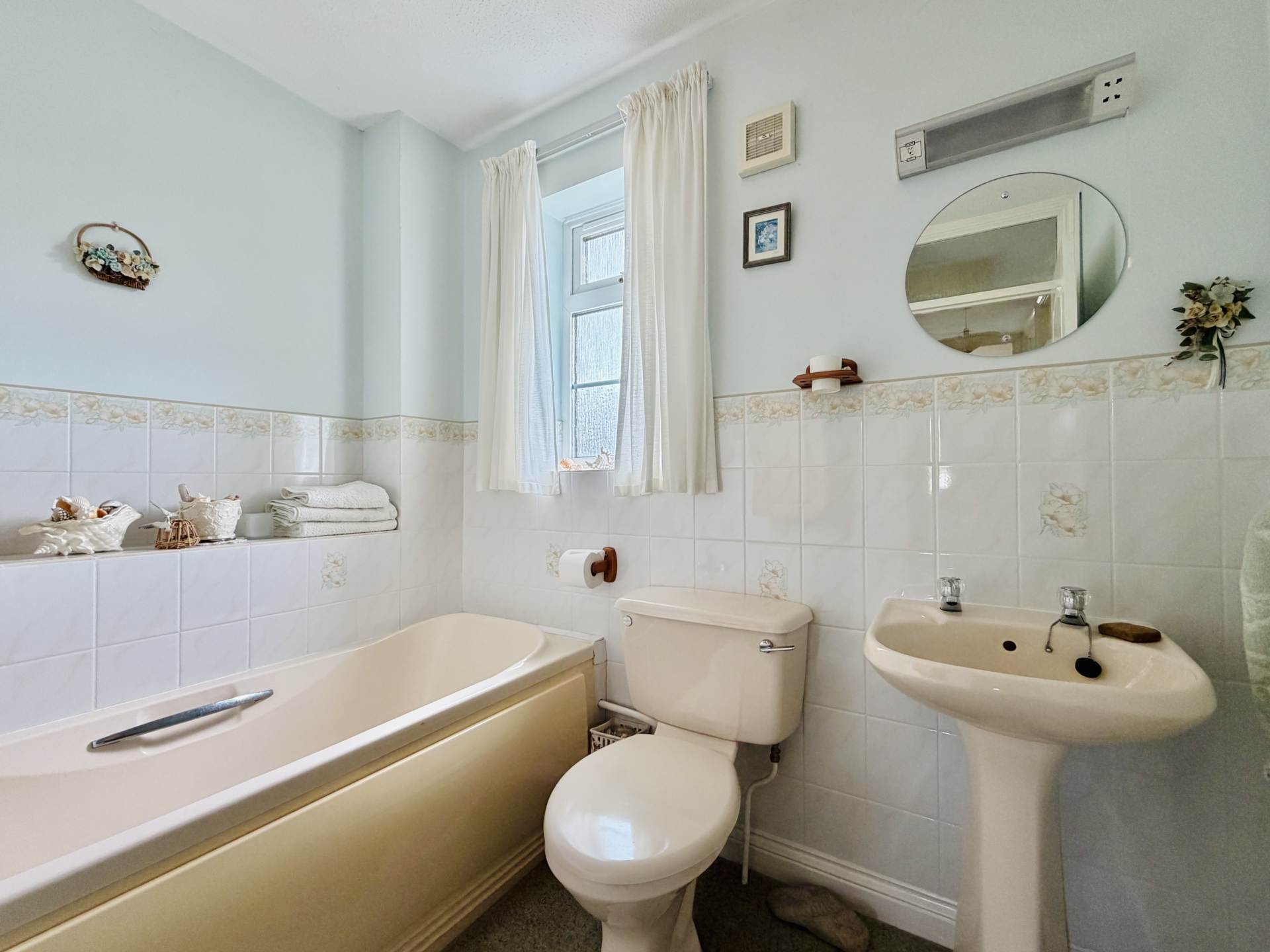 Bishops Orchard, East Hagbourne, Image 9