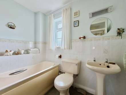 Bishops Orchard, East Hagbourne, Image 9