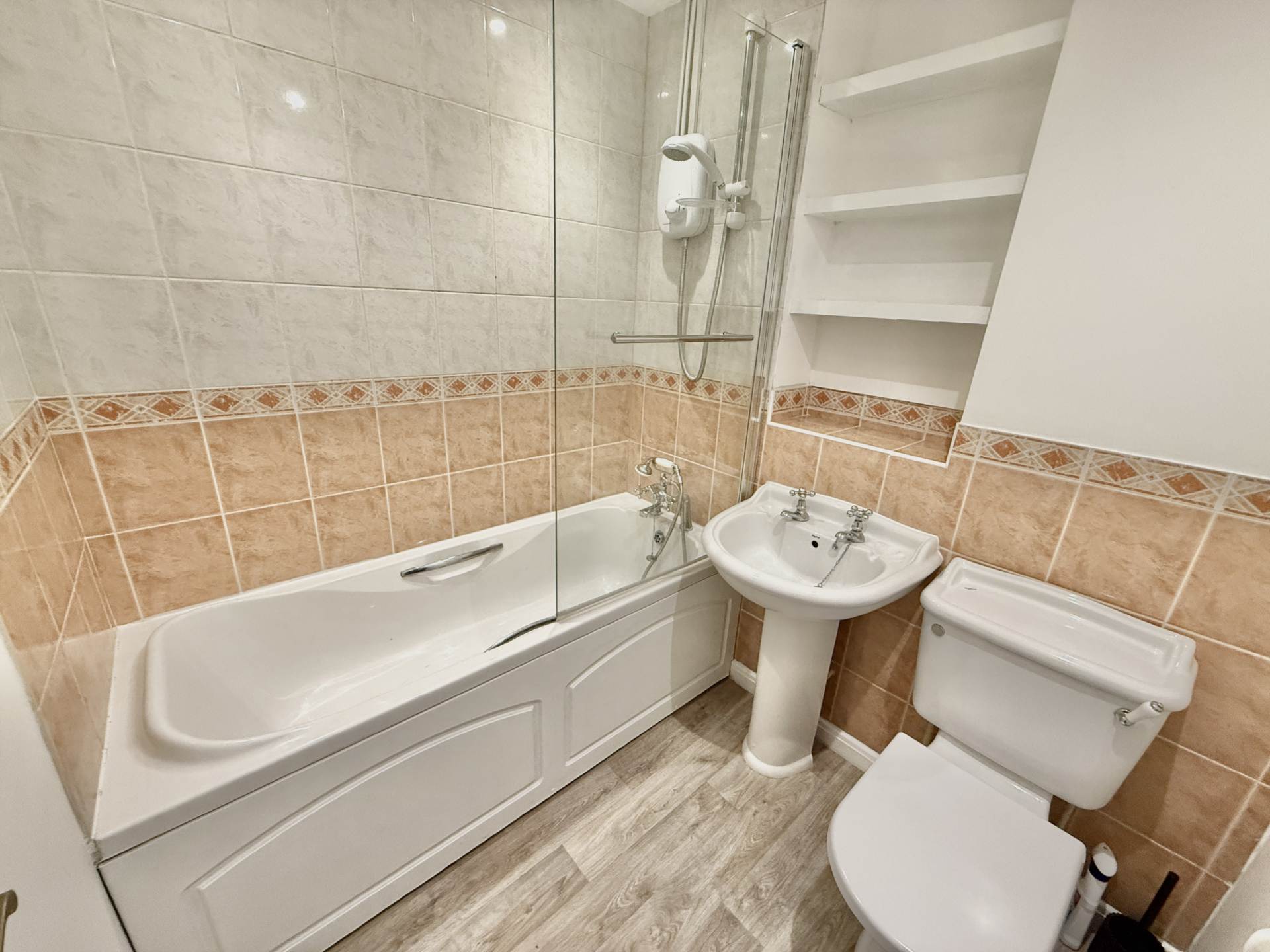 Cole Court, Didcot, Image 6