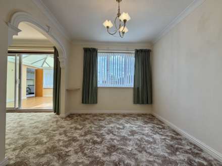 Caldicot Close, Shillingford, Image 6