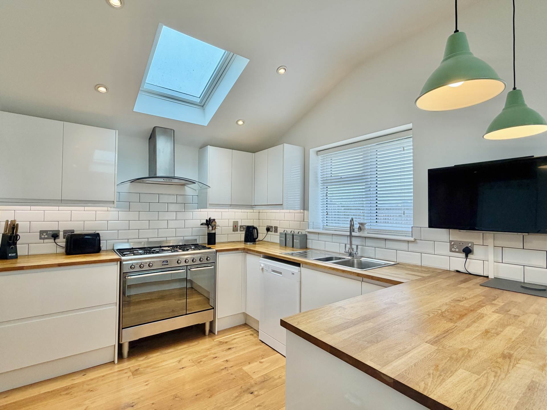 Cromwell Close, Chalgrove, Image 2