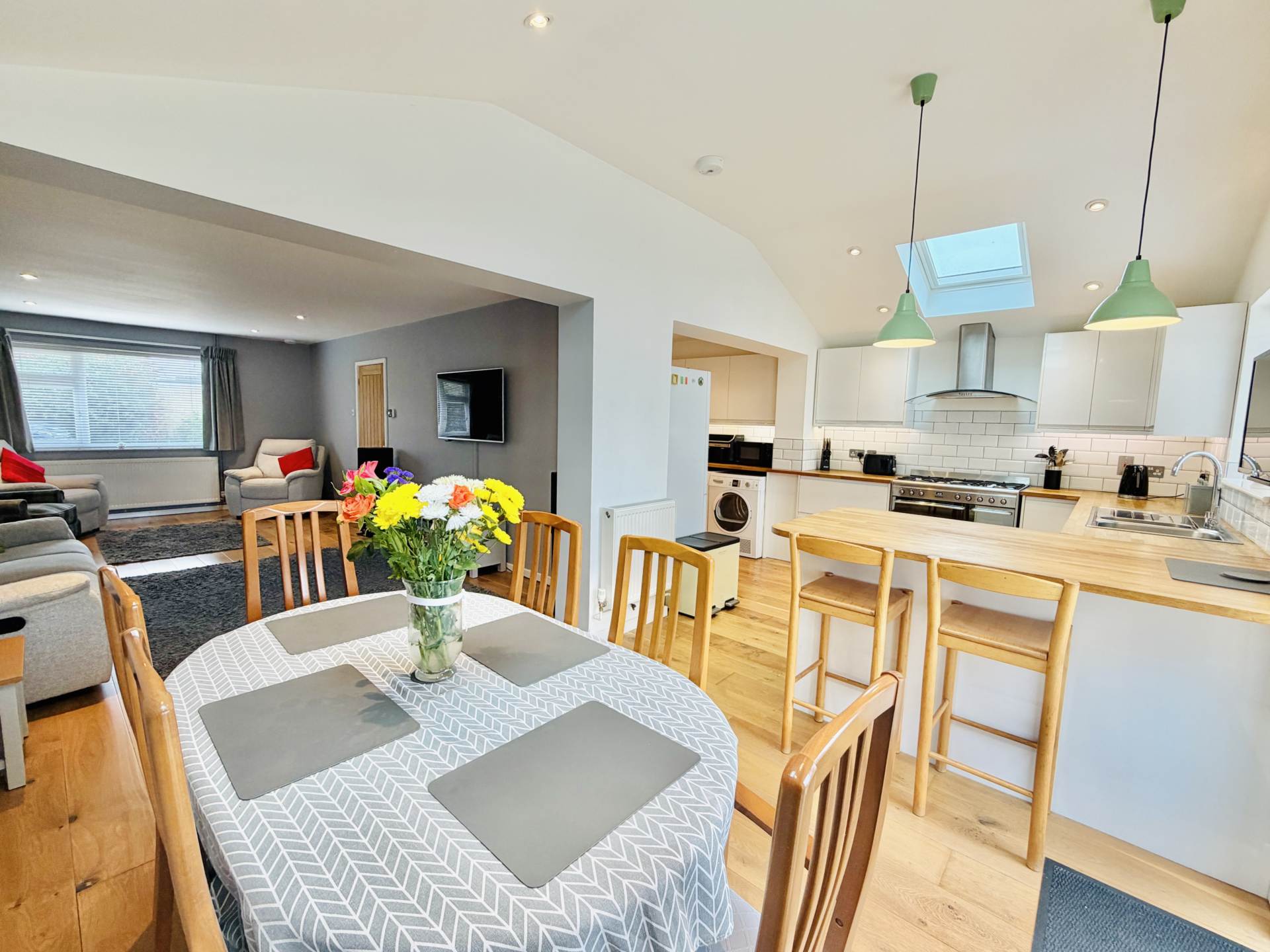 Cromwell Close, Chalgrove, Image 3