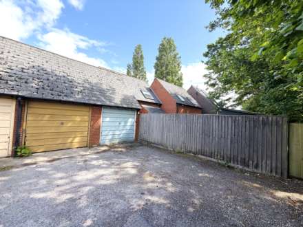 Bosleys Orchard, Didcot, Image 12
