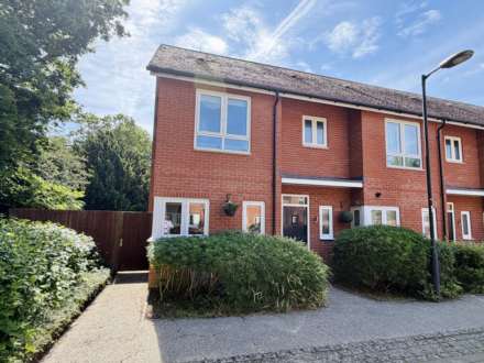 Ruttle Close, Cholsey, Image 1