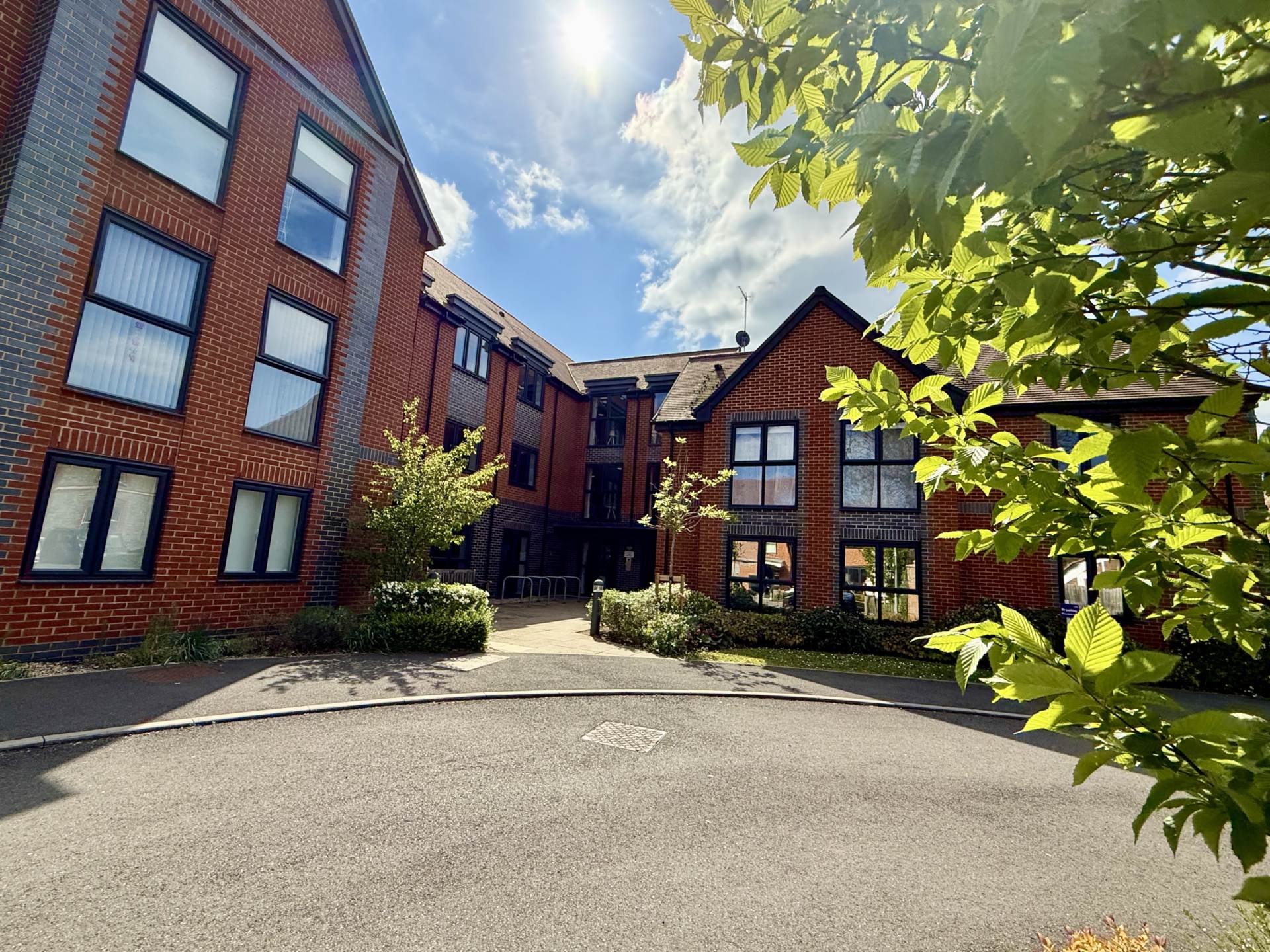 Barnaby Court, Wallingford, Image 2