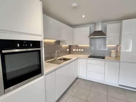 Barnaby Court, Wallingford, Image 9