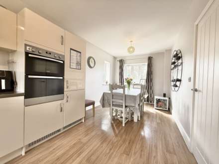 Miller Place, Steventon, Image 3