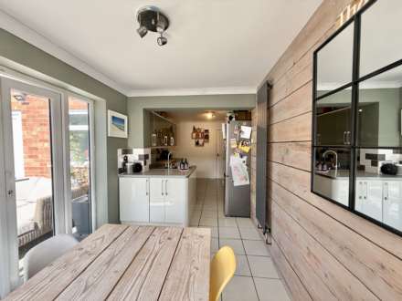 Westfield Road, Benson, Image 4