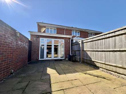 Flemming Avenue, Chalgrove, Image 11