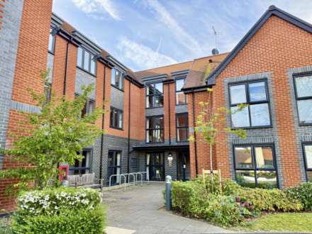 Barnaby Court, Wallingford, Image 1